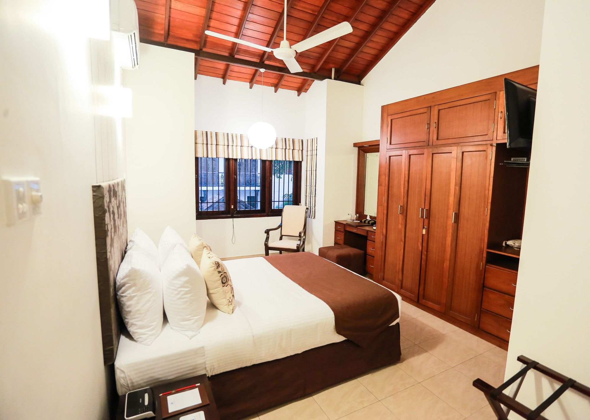 The Austin Residence By Unique Hotels Colombo Exterior foto